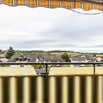 Ueber Den Wolken Apartman