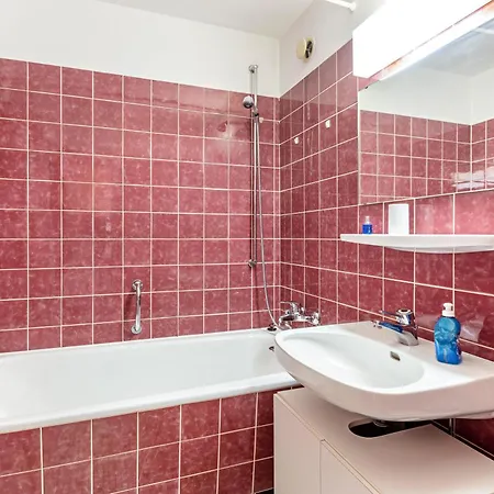 Ueber Den Wolken Διαμέρισμα *